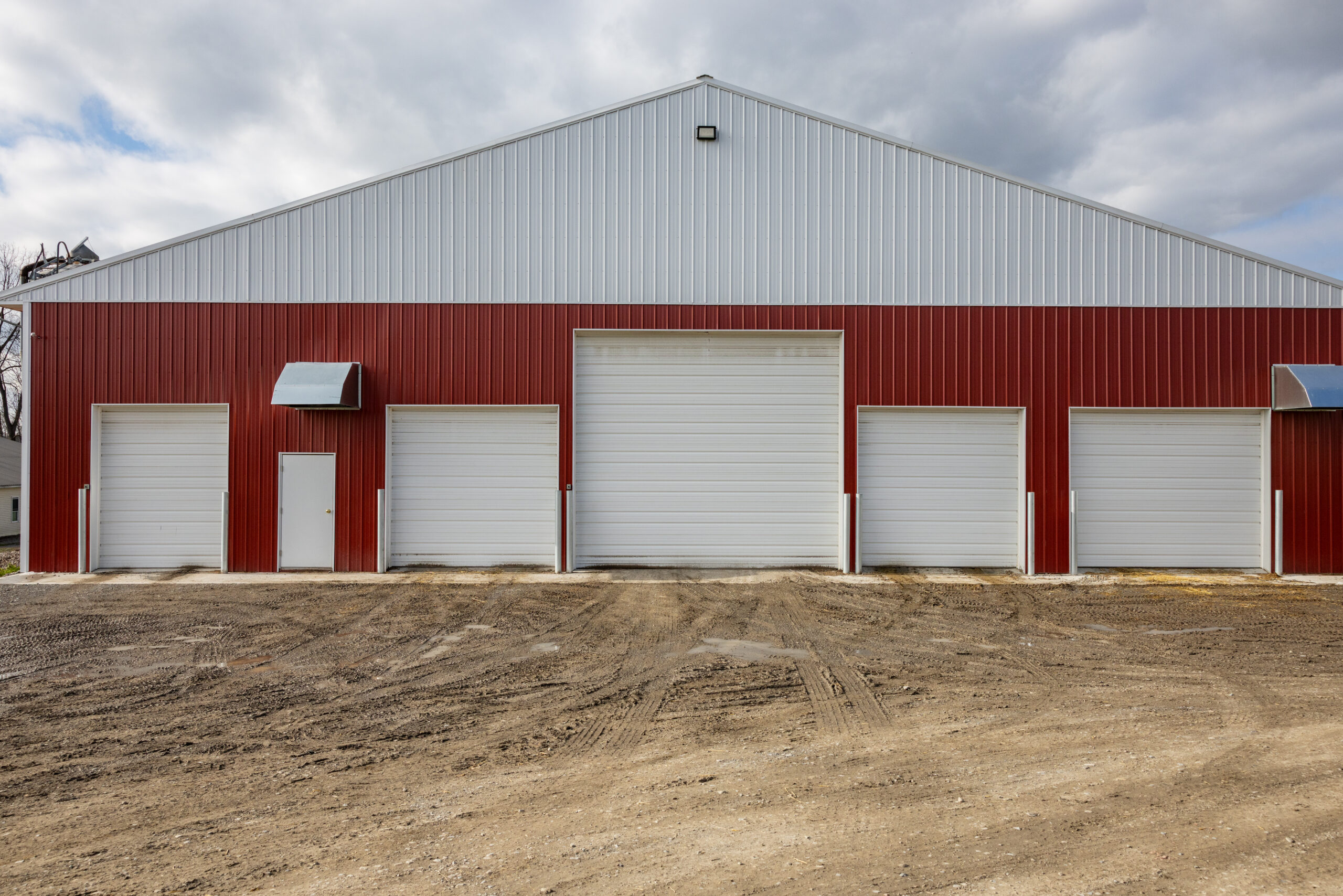 barn garage doors