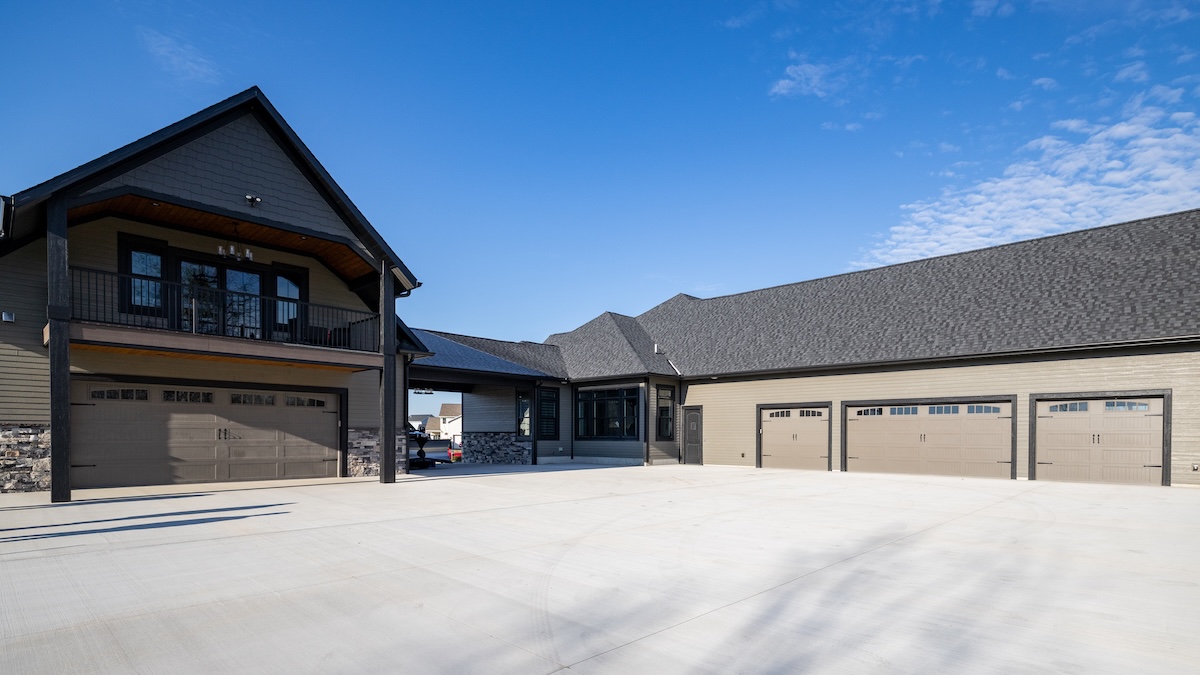 Genson brown garage
