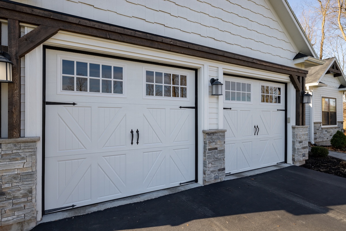 Genson modern white double doors